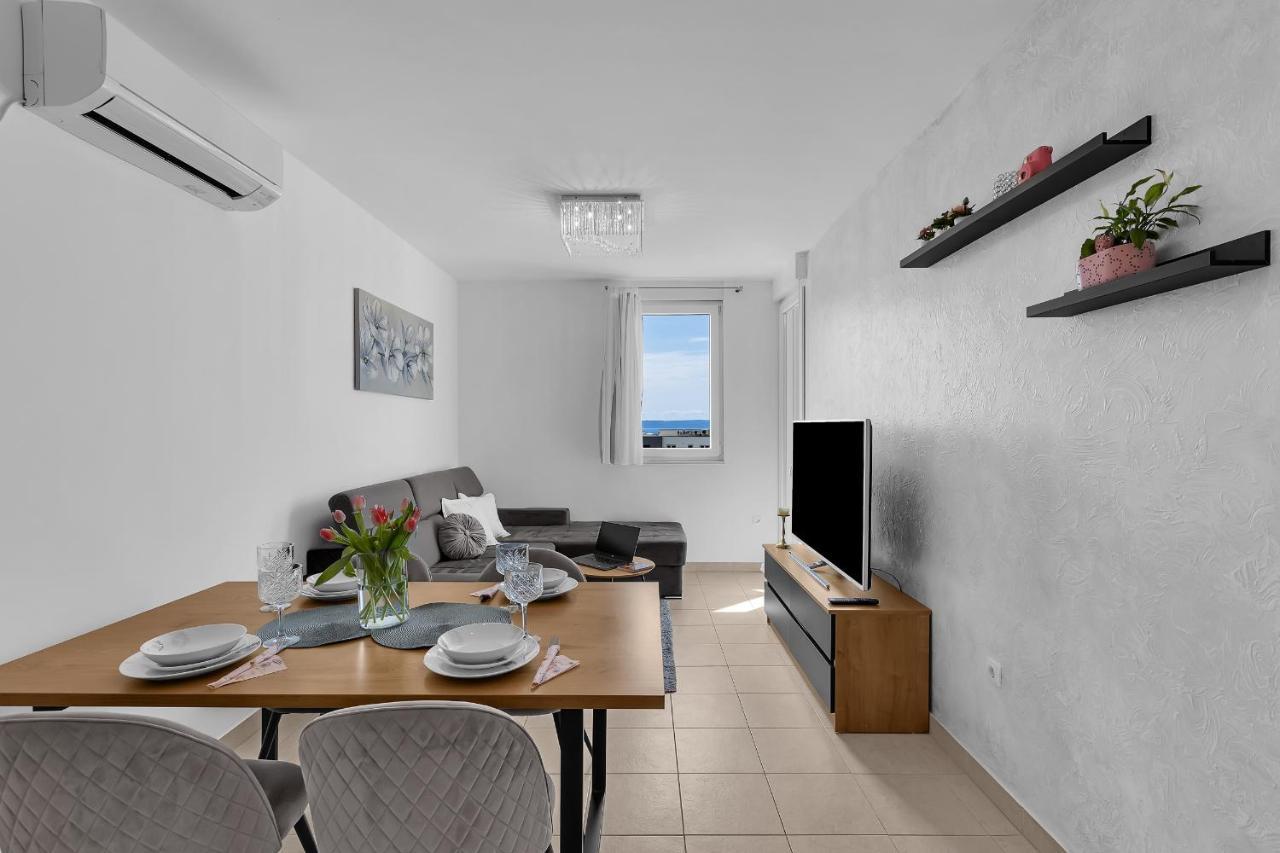 Apartman Magnolia มาคาร์สกา ภายนอก รูปภาพ