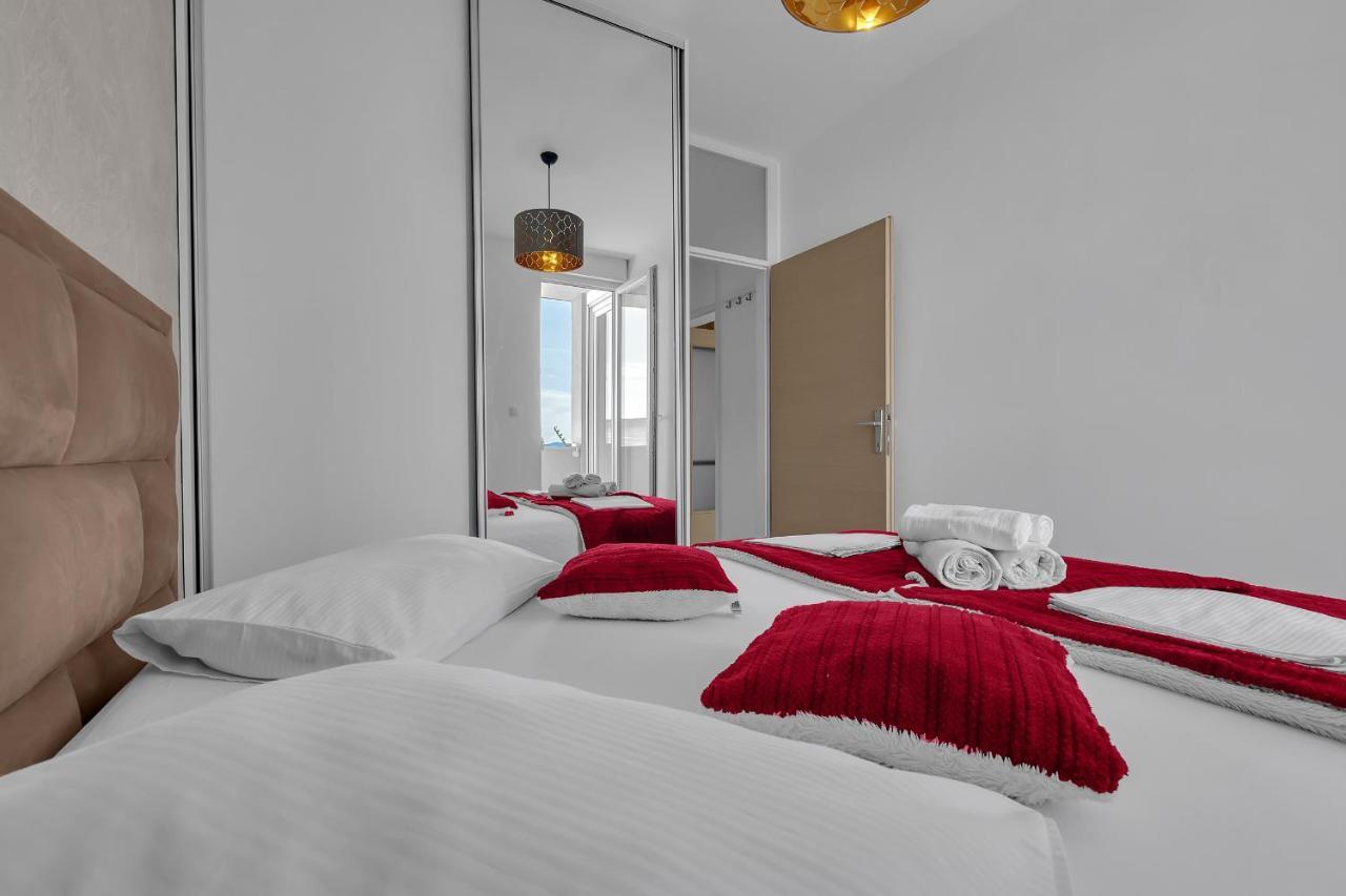 Apartman Magnolia มาคาร์สกา ภายนอก รูปภาพ